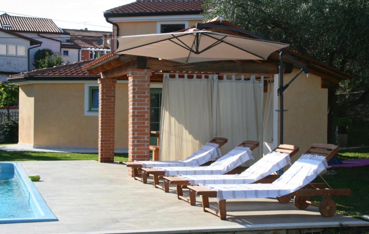 Damjanic Holiday House Бртонигла Экстерьер фото