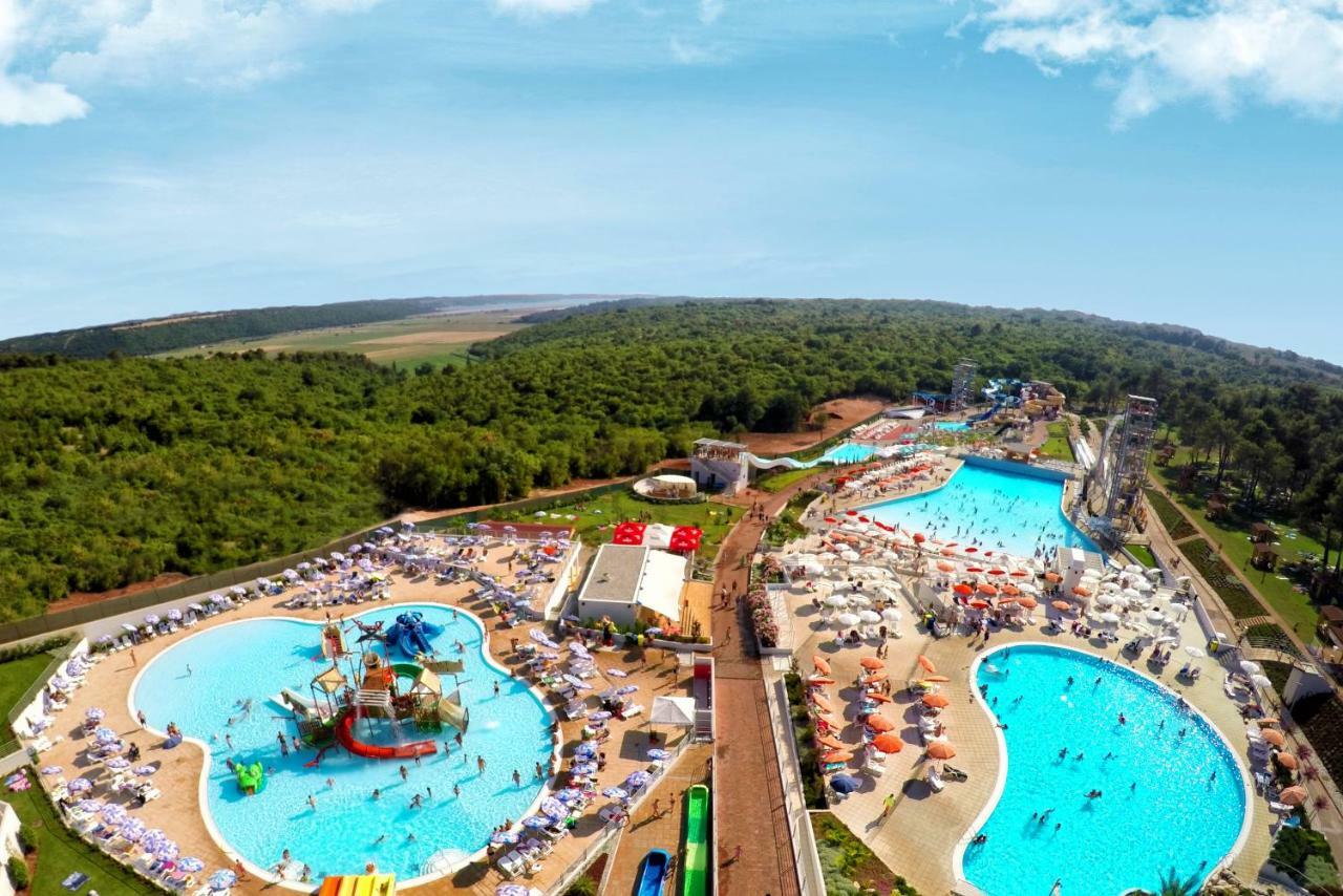 Damjanic Holiday House Бртонигла Экстерьер фото